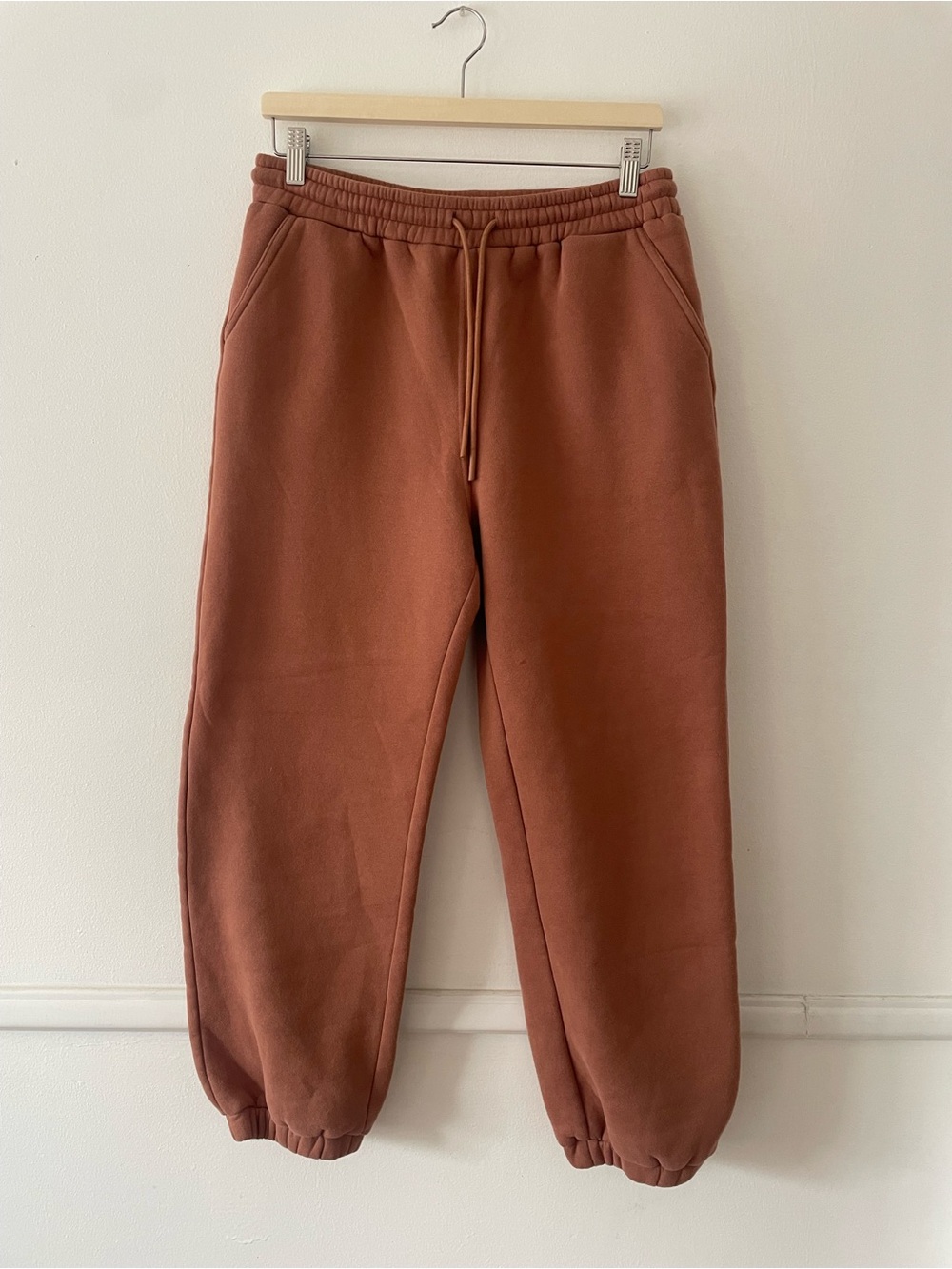 Things Between Sweatpants Size L